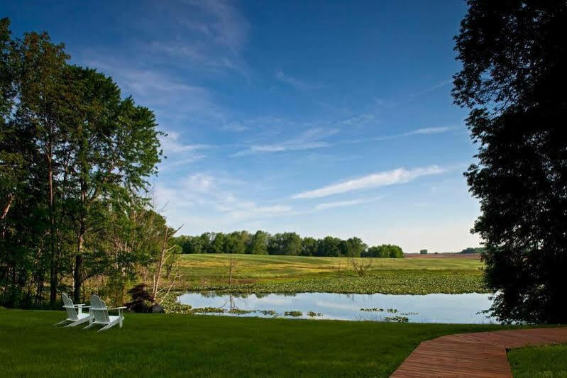 Castle In The Country Bed & Breakfast Inn Allegan Buitenkant foto